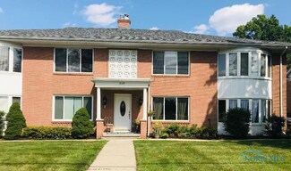 2148 Richards Rd Unit 27, Ottawa Hills, OH 43606