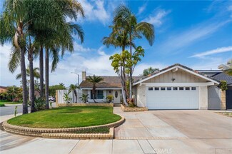 9821 Kite Dr, Huntington Beach, CA 92646