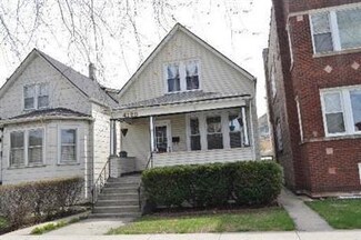 4125 W Melrose St, Chicago, IL 60641