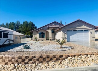 13408 Chinquapin Dr, Victorville, CA 92395
