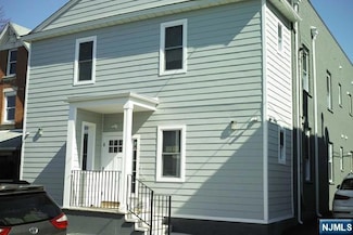 11 Bellview Place Unit A, Palisades Park, NJ 07650