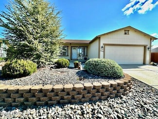 7203 Leonardo Ct, Sun Valley, NV 89433
