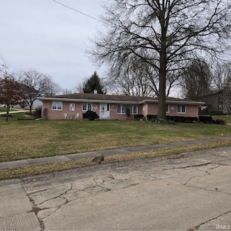 4002 Kirby Ct Ct, South Bend, IN 46614