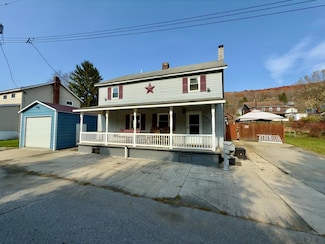 131 1st St, South Fork, PA 15956