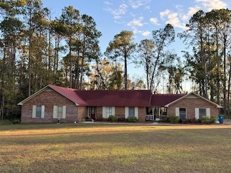 1616 Houston Dr, Vidalia, GA 30474