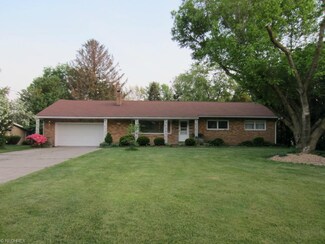 6414 Viking Dr NE, East Canton, OH 44730