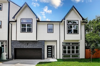 1913 Hoskins Dr Unit F, Houston, TX 77080