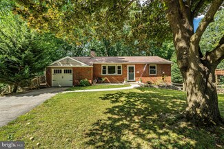 230 Dayleview Rd, Berwyn, PA 19312