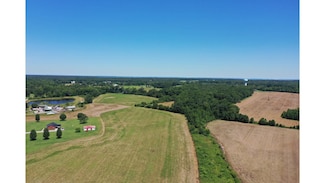 5 Bellview Rd, Taft, TN 38488