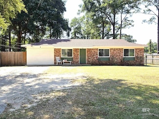 107 Duncan St, Brewton, AL 36426