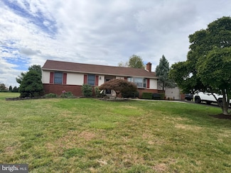 1465 Old Skippack Rd, Harleysville, PA 19438