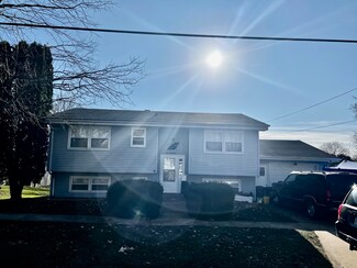 1019 E 2nd St, Belvidere, IL 61008