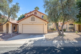 4423 E Amberwood Dr, Phoenix, AZ 85048
