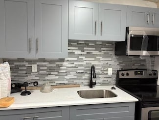 1201 NW 30th Ave, Fort Lauderdale, FL 33311