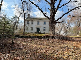 489 Back Rd, Skowhegan, ME 04976