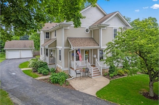 W64N736 Washington Ave, Cedarburg, WI 53012