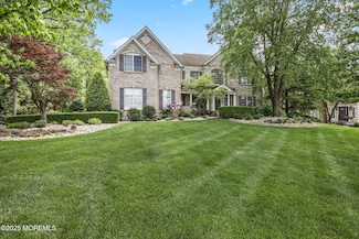 11 Elkridge Way, Manalapan, NJ 07726