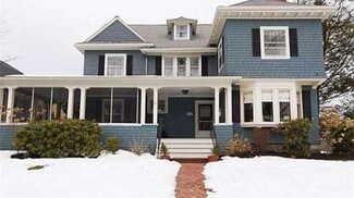 35 Dix St, Winchester, MA 01890