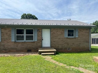 1779 Noah Path Unit B, Conover, NC 28613