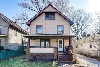 1105 Neptune Ave, Akron, OH 44301