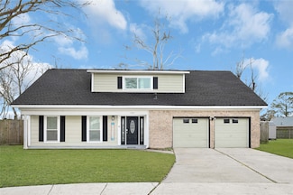 1741 Hialeah Dr, Seabrook, TX 77586