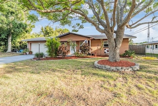14000 104th Ave, Largo, FL 33774
