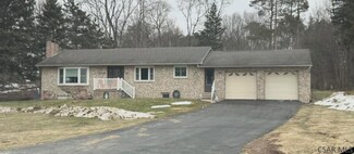 102 Antonazzo Ln, Johnstown, PA 15902