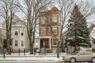 2707 N Central Park Ave, Chicago, IL 60647