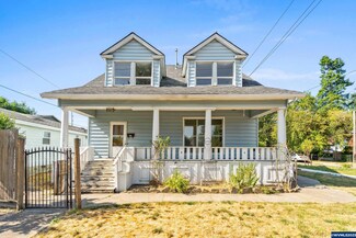 1113 E 4th St, Newberg, OR 97132