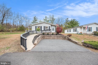 14 Ash Ct, Harleysville, PA 19438