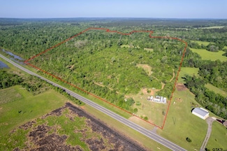 1111 State Highway 21 W, Alto, TX 75925