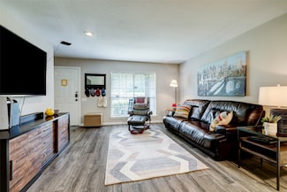 1860 White Oak Dr Unit 359, Houston, TX 77009