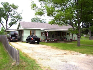 121 S Madison St, Ashdown, AR 71822