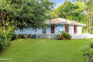 21481 Talmage Ln, Long Beach, MS 39560