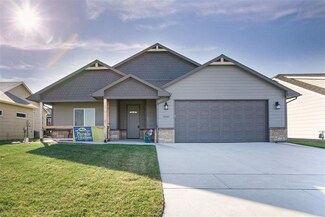 3007 N Susan Ln, Mulvane, KS 67110