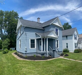 14 S Church St, Willard, OH 44890