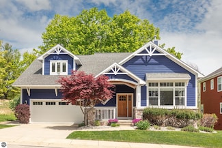 10579 Camrose Cir, Traverse City, MI 49684