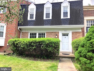 9118 Bobwhite Cir, Gaithersburg, MD 20879