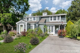 6 Willow St, Wellesley, MA 02481