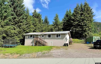 416 Garteeni Hwy, Hoonah, AK 99829