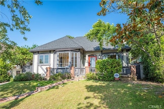 1911 Pepper Dr, Altadena, CA 91001