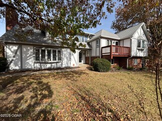 3705 E Rustwood Dr, Joplin, MO 64801