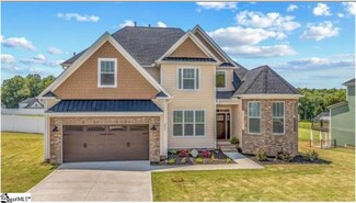 203 Montview Cir, Greenville, SC 29617