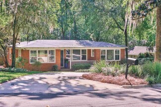 1045 Merritt Dr, Tallahassee, FL 32301