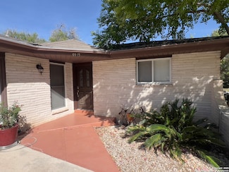 6915 Forest Crest N, San Antonio, TX 78240