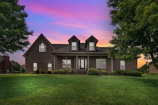 525 Amberly St, Murfreesboro, TN 37129