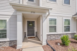 2708 Chert Ln, Raleigh, NC 27610