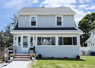 21 Trefton Dr, Braintree, MA 02184