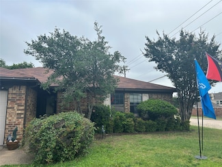 6419 Plainview Dr, Arlington, TX 76018