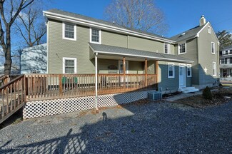 62 Church St, Allentown, NJ 08501